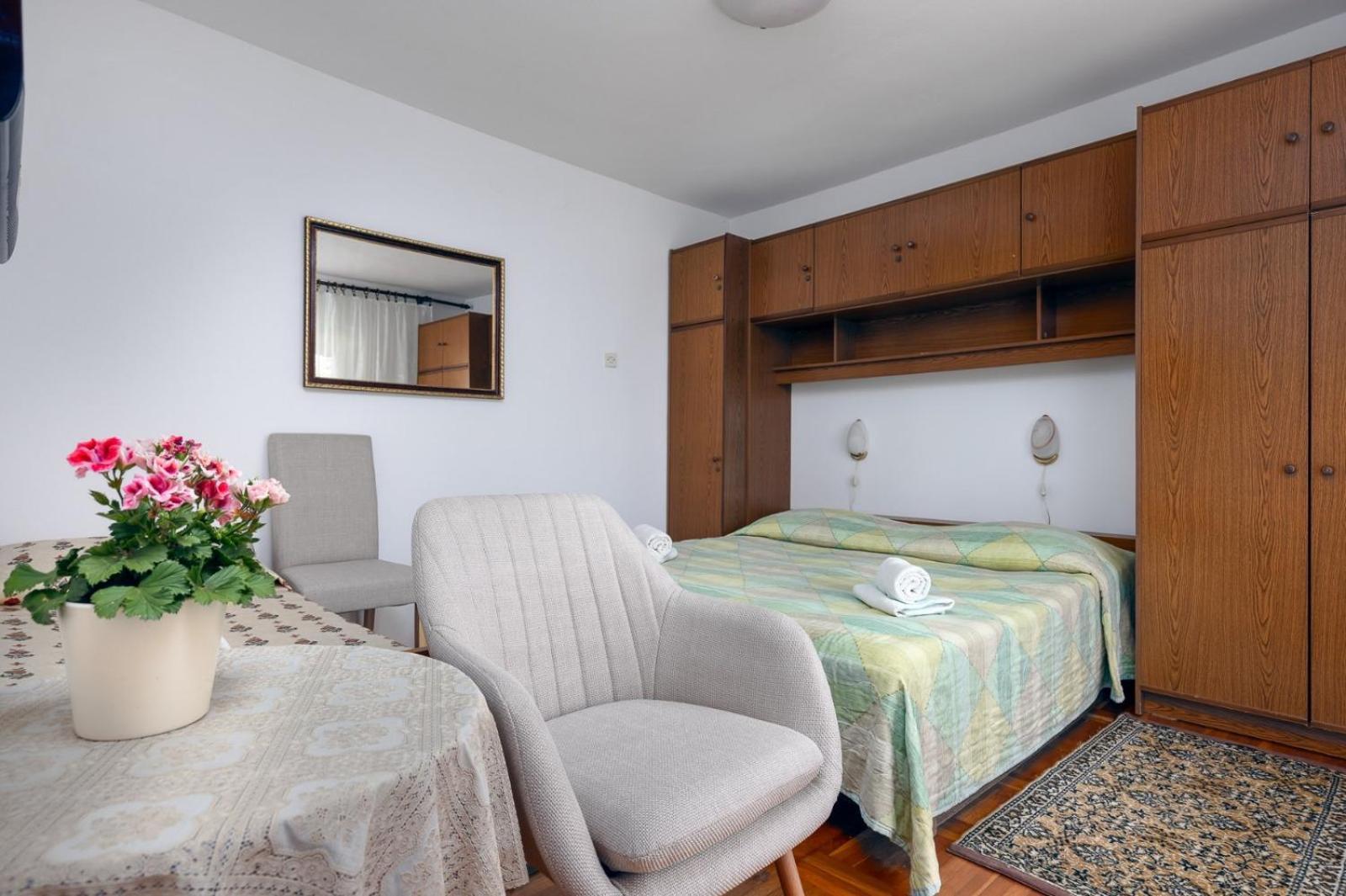 Ana Apartment Пореч Екстериор снимка
